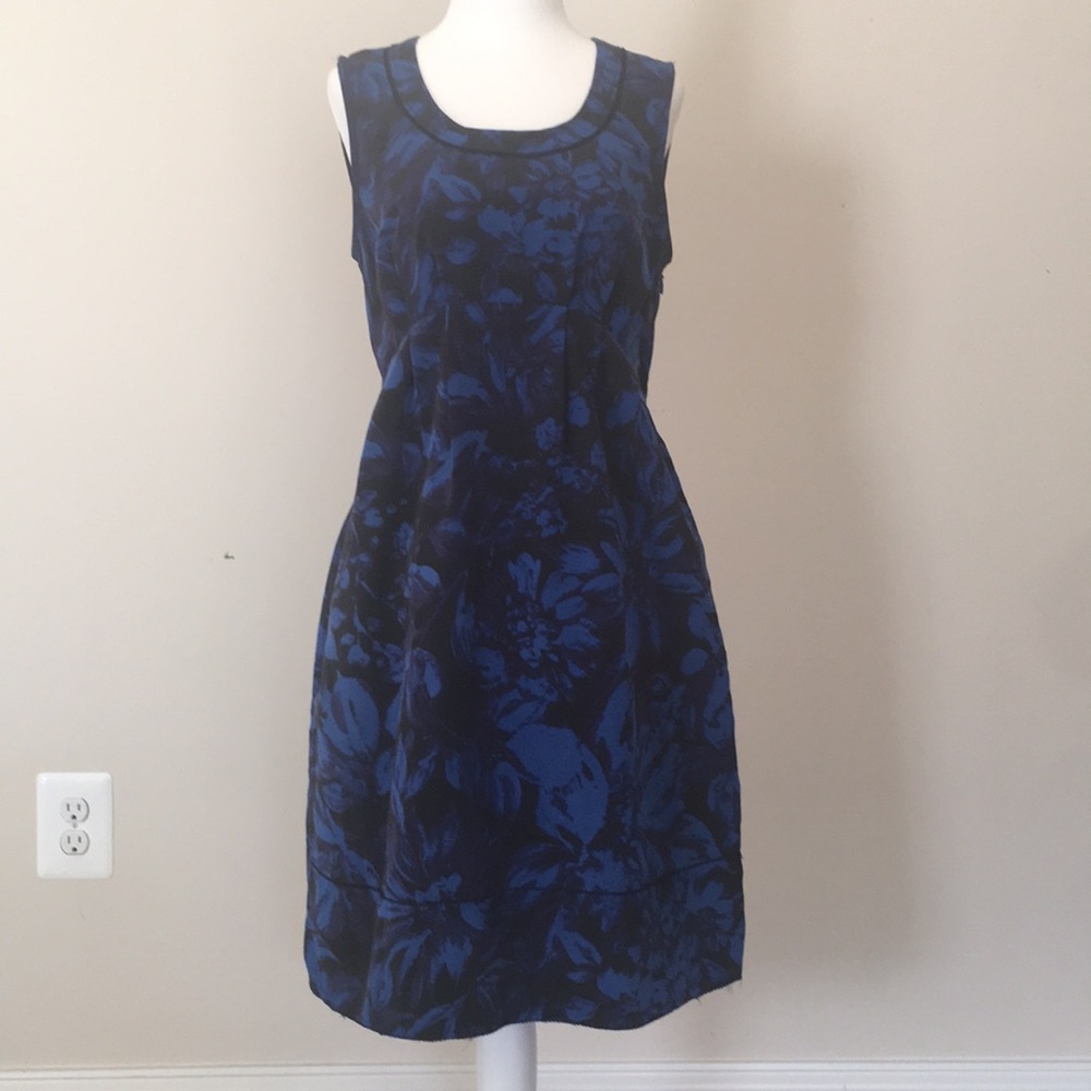 Simply Vera Dress